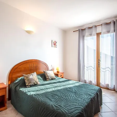 4 Personnes - Vue LʼÎle-Rousse